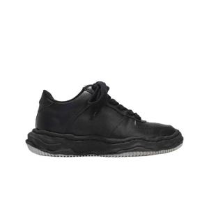 메종 미하라 야스히로 웨인 OG 솔 레더 로우탑 스니커즈 블랙 블랙 A07FW702-BLKBLK