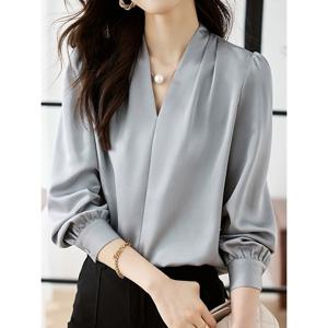 [예쎄][예쎄] 투핀턱 노카라 V넥 실크 블라우스 (S5SBL005A)