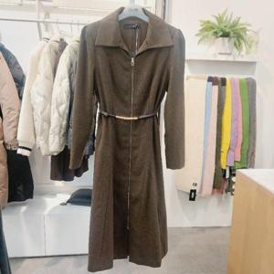 오프리미츠 H 집업플레어원피스 M23OP1B01