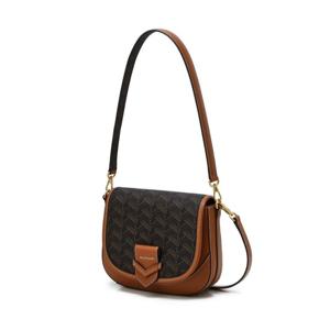 [질스튜어트] 브라운 로젤라칠링 패턴 새들백S JABA5E461W2