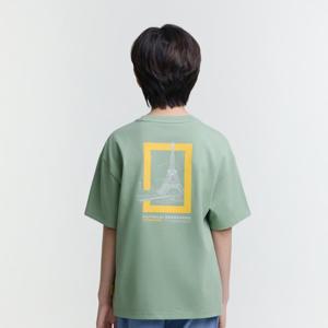 K252UTS960 여행 그래픽 반팔-3 KHAKI