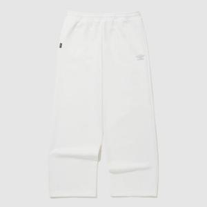 M 엄브로바지 CQK UQ123CFP16-WHT 에센셜 플러스 와이드 스트레이트 팬츠 WHITE