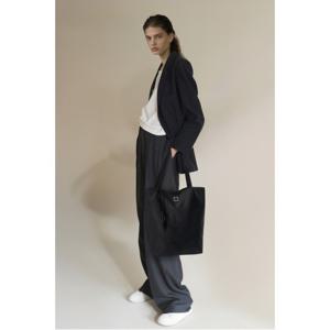 [루즈앤라운지] 코모도 NS 쇼퍼 V자카드 (RA2E9ABG412KP1BK)