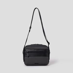 [빈폴ACC] (BE51D2M333) 커뮤터 세로 메신저 - 그레이