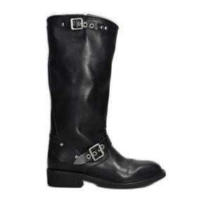 골든구스 디럭스 브랜드 버클 디테일 부츠 GWF00614F005057 90100 TP942920149