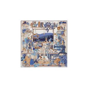 페라가모 스튜디오 프린트 실크 풀라드 아이보리 베이지 블루 310073-747579