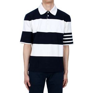 [톰브라운] 럭비 스트라이프 PK 반팔티 (MKP134A Y3043 979)