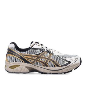 아식스 메쉬 알몬드 토 스니커즈 1203A275 114