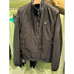 프라다 24FW 삼각로고 리버서블 경량 패딩 SGB223 106O F002L