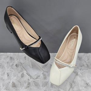 [탠디]보석 스트랩 펌프스 X2HS50DS27 G-IVORY G-BLACK 1DC JJ