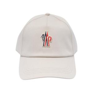 25SS Moncler Structured design with curved visor  Embroidered 로고 on the front  Adjustable strap at the back  3B000030486320D TP565363031