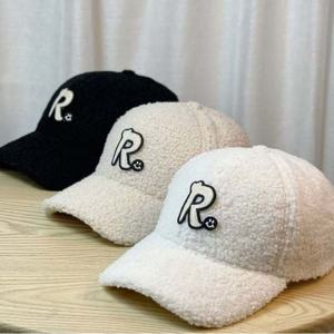 여성 겨울모자 뽀글이 영문 스마일패치 야구모자 볼캡