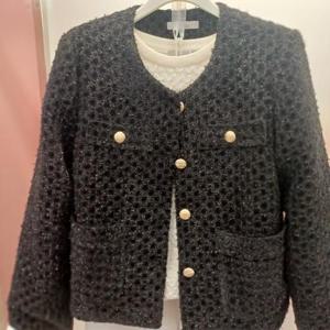 Latium HC06 크롭 봄느낌 비즈배색 주머니 라운드 트위드쟈켓 T2613jk01B