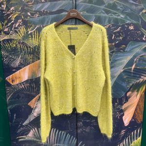 [르니앤맥코이]은사믹스큐빅진주단추브이넥가디건MN02CD727_IC