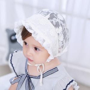 [엠케이] 레이스프릴 여아 화이트 자수 보넷 모자 205688