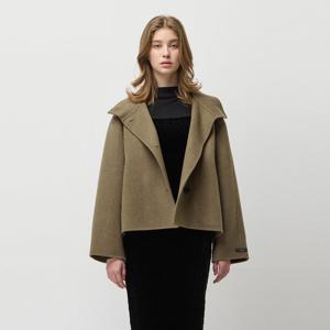 [시슬리]아미고 하이넥 핸드메이드 숏 코트 SACT84561