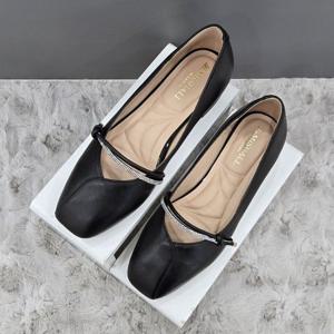 [탠디]보석 스트랩 펌프스 X2HS50IZ27 G-BLACK 3SD JJ