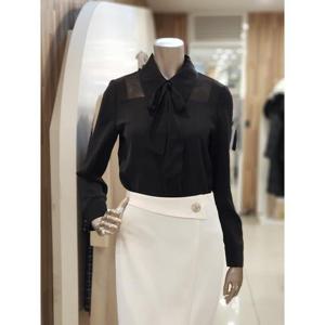 미니멈 세이브존01 심플 배색 엠보싱 블라우스 MWAAWB1230