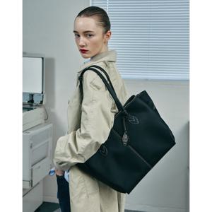 [질스튜어트]워크백 블랙 키장식 나일론 라지 숄더백 JABA5E801