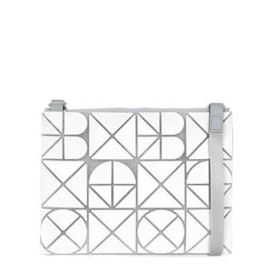 이세이미야케 바오바오 25SS 화이트 폰트 매트 크로스백 BB56 AG841 06