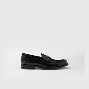 프라다 브러시드 가죽 로퍼 2DB223055 F0002 F0002