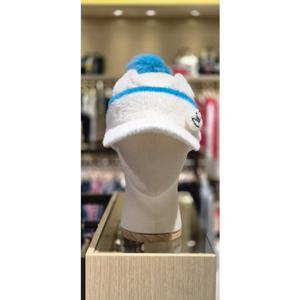 [파리게이츠]521E4CP301_WH-여성 몬스터 귀 장식 포인트 니트 챙모자-(25년겨울)