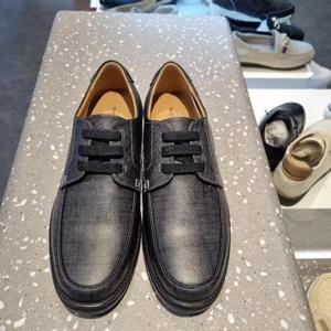 허시파피 HC37 3MQ523가죽컴포트화 3MQ523