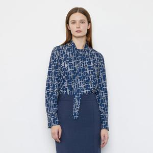 [TAG 270000원][케이엘바이린] 폴비 패턴 블라우스 KWBLOB0400