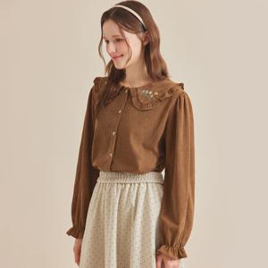 [포커스]자수 플랫 카라 코듀로이 블라우스 PBBF5W1BL5091