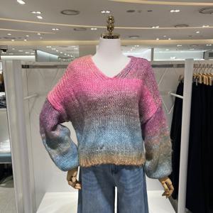 [밸리걸] 믹스 컬러 브이넥 니트 497649