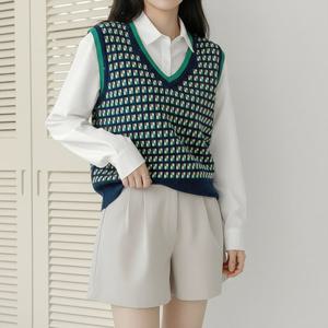 [올리비에스클로젯]고방 체크 브이넥 니트조끼_O2601KV002A