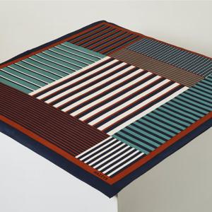 [헤지스ACC] 브라운 패턴 실크 스카프 HISC6E802W2