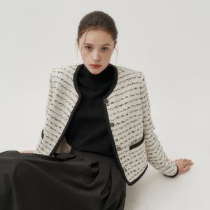 [코인코즈][정가299,000원]코인코즈 배색 스트라이프 트위드 자켓_DW5SJ108