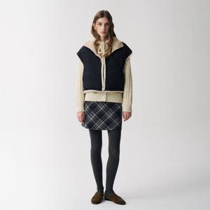 플레이블 여성 인조 퍼 카라 퀄팅 베스트_PD5WV508