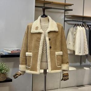 [반에이크]VB5ZHCM501Z_하이넥 배색 무스탕