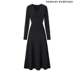 [백화점]미니멈 에브리데이 브이넥 절개 슬림핏 라인 니트 원피스 (EB4OW017D)