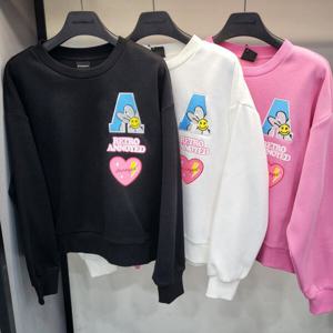 [나인마이너스투]리트머스 여성 자수 크롭맨투맨LN4TF867_SC