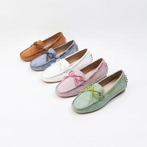 [신난다슈] 여성 로퍼 단화 1cm 6종 리본 플랫 구두 슬립온 발편한 쿠션 스웨이드 GDR253047