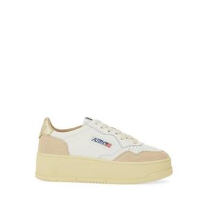 오트리 여성 화이트 로우탑 스니커즈 PTLW_LS01