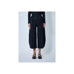 25 FW 이세이미야케 여성 크롭 플리츠 팬츠  plp0262014blk