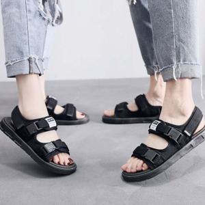 캐주얼 남녀공용 커플 버클 2컬러 데일리 샌들