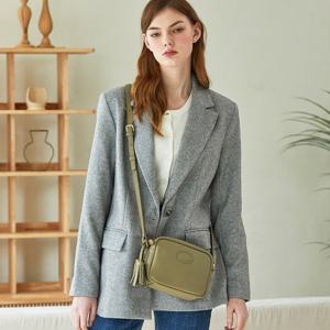 몽삭 로티 태슬장식 카메라백 올리브 AL11-2154-OL