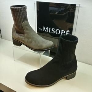 [미소페]미소페 여성 미들힐 초경량 앵클부츠 111846056_SC