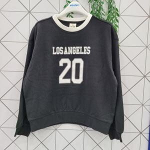 [에꼴리에]립 배색 빅넘버 맨투맨 24QT453_GN