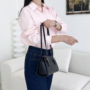 [리빌모아]여자 오버핏 심플 베이직 긴팔 셔츠 DJW-SHA-SREN3361