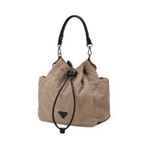 [마스터바니에디션] 여성 로고 레터링 체크 링클 버킷백(421D3BG102)