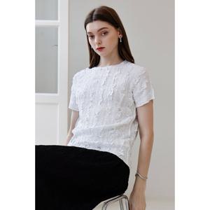 [요이츠]텍스처 웨이브 플리츠 블라우스_YJ05WNPBL04_IV1