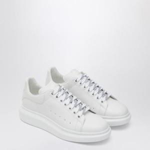 알렉산더 맥퀸 오버사이즈드 스니커즈 오버사이즈드 553680WIAIG