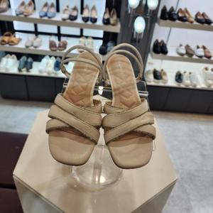 [엘칸토]엘칸토 HC10 여성아이보리투웨이샌들4cm LCWW22U42639 (