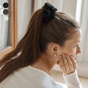 [게스(진)]여성 헤어리 스크런치 OP3A5584